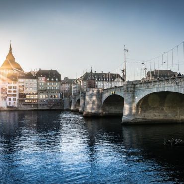 Mittlere Brücke bei Abenddämmerung // Mittlere Brücke at dusk